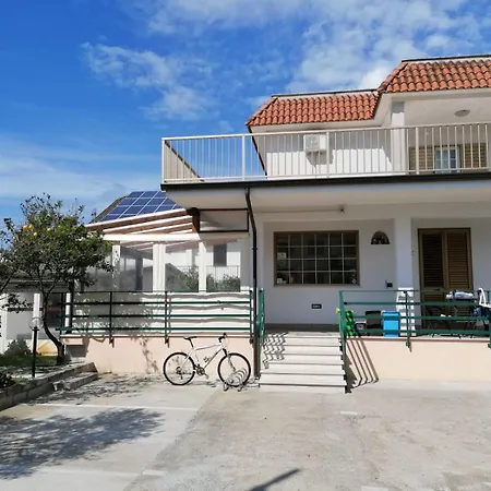 Διαμέρισμα Monolocale Tirreno Seafront *